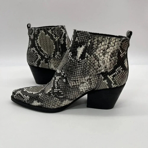 Sam Edelman Leather Snake Python Print Petty Ankle Booties Womens Size 6 Western - Picture 3 of 12